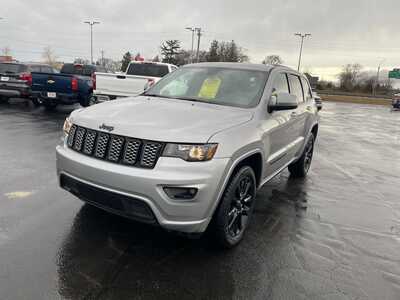 2018 Jeep Grand Cherokee, $13997. Photo 4