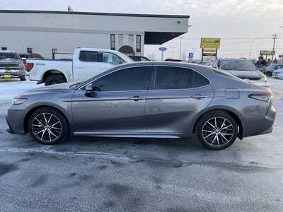 2021 Toyota Camry, $24997. Photo 5