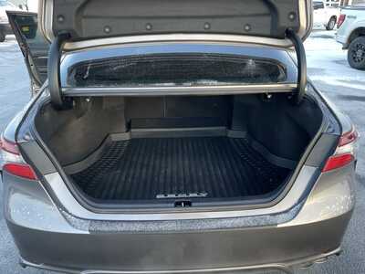 2021 Toyota Camry, $24997. Photo 9