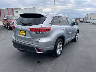 2017 Toyota Highlander, $19992. Photo 8