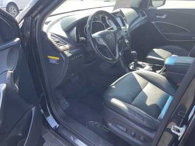 2017 Hyundai Santa Fe, $15337. Photo 12