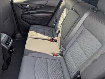 2019 Chevrolet Equinox, $15991. Photo 10