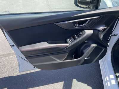 2017 Subaru Impreza, $9995. Photo 11