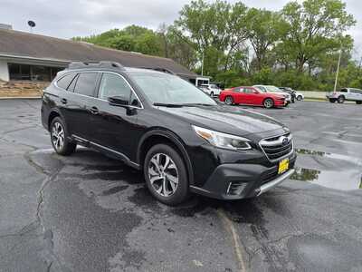 2022 Subaru Outback, $23985. Photo 2