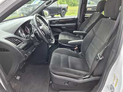 2019 Dodge Caravan, Grand, $18950. Photo 9