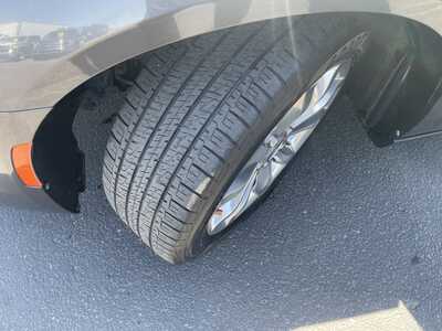 2018 Chrysler 300, $14995. Photo 10