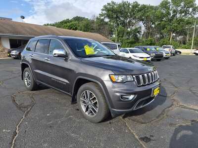 2018 Jeep Grand Cherokee, $18825. Photo 2