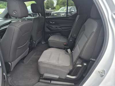 2023 Chevrolet Traverse, $19985. Photo 10