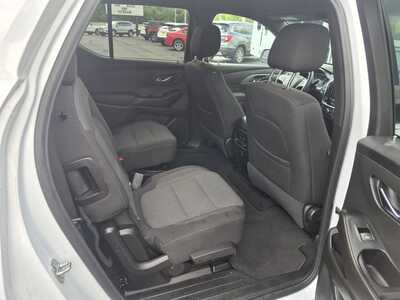 2023 Chevrolet Traverse, $19985. Photo 12
