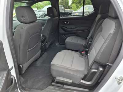 2022 Chevrolet Traverse, $29785. Photo 10