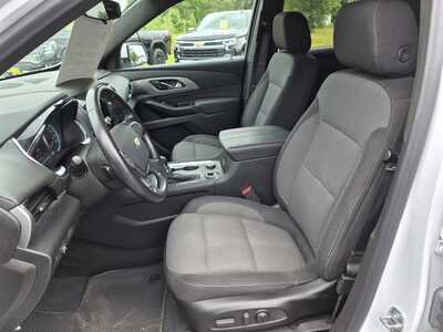 2022 Chevrolet Traverse, $29785. Photo 9