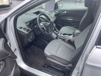 2015 Ford Escape, $9995. Photo 12