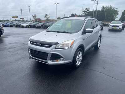 2015 Ford Escape, $9995. Photo 4