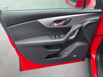 2019 Chevrolet Blazer, $18900. Photo 12