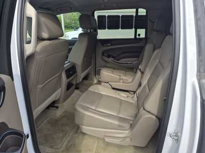 2016 Chevrolet Suburban, $22900. Photo 10