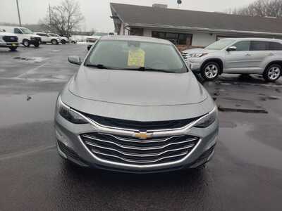 2024 Chevrolet Malibu, $19500. Photo 4