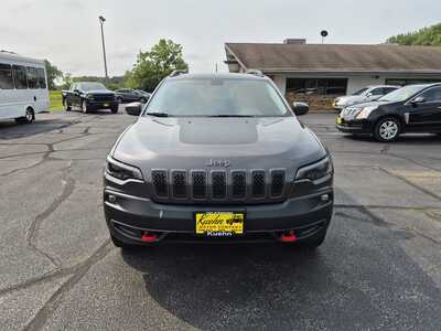 2020 Jeep Cherokee, $13150. Photo 3