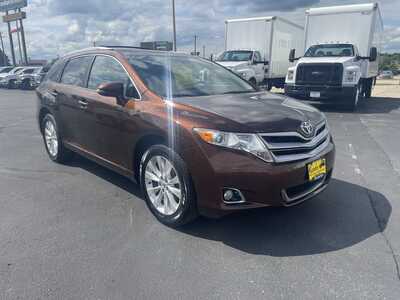 2013 Toyota Venza, $10995. Photo 2