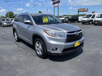 2015 Toyota Highlander, $20995. Photo 2