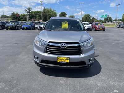 2015 Toyota Highlander, $20995. Photo 3