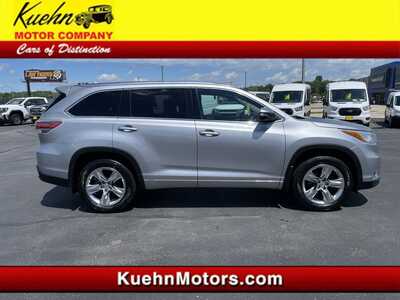 2015 Toyota Highlander, $20995. Photo 1