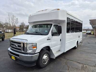 2021 Ford E-Series Cutaway, $23985. Photo 4