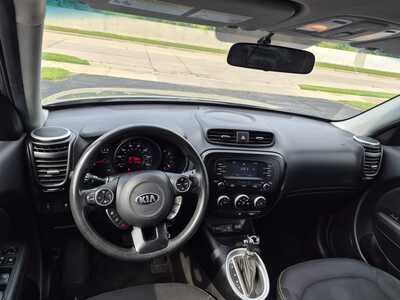 2016 Kia Soul, $9450. Photo 12