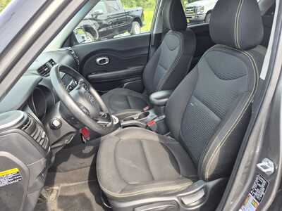 2016 Kia Soul, $9450. Photo 9