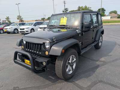 2013 Jeep Wrangler Unlimited, $13900. Photo 4