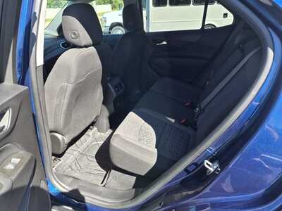 2023 Chevrolet Equinox, $21695. Photo 10