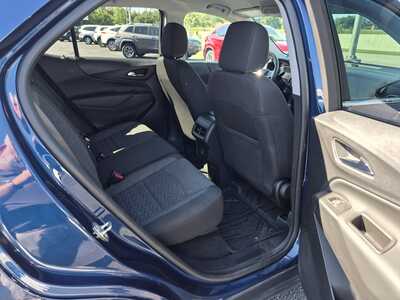 2023 Chevrolet Equinox, $21695. Photo 12