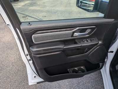 2021 RAM 1500 Crew Cab, $33900. Photo 10