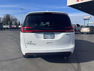 2022 Chrysler Pacifica, $58995. Photo 4