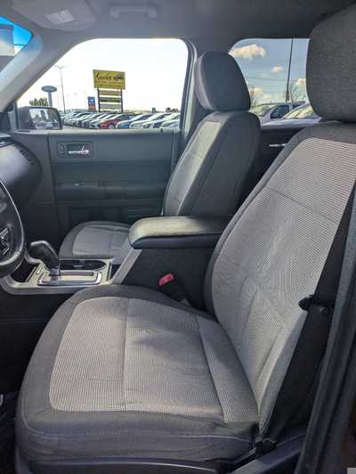 2010 Ford Flex, $6495. Photo 11