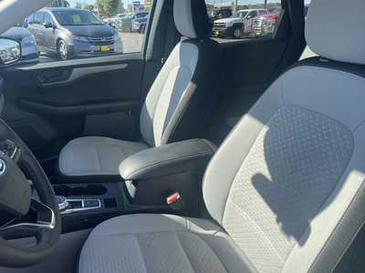 2023 Ford Escape, $25995. Photo 11