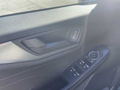 2023 Ford Escape, $25995. Photo 9