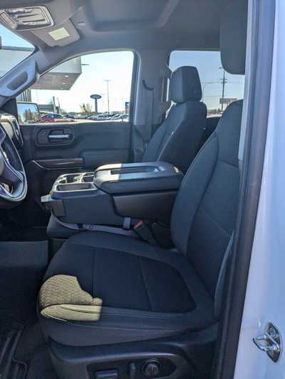 2022 Chevrolet 1500 Crew Cab, $41900. Photo 11