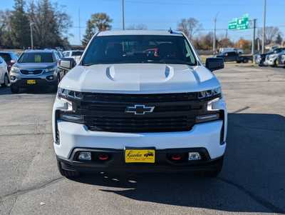 2022 Chevrolet 1500 Crew Cab, $41900. Photo 3