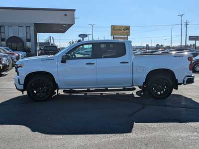 2022 Chevrolet 1500 Crew Cab, $41900. Photo 5