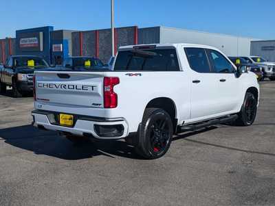 2022 Chevrolet 1500 Crew Cab, $41900. Photo 8