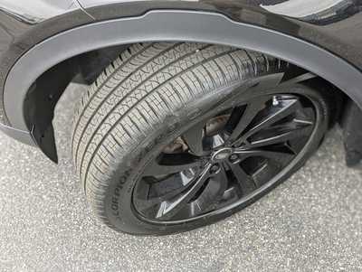 2020 Land Rover Discovery, $26900. Photo 9