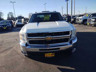 2009 Chevrolet 3500 Crew Cab, $28990. Photo 3