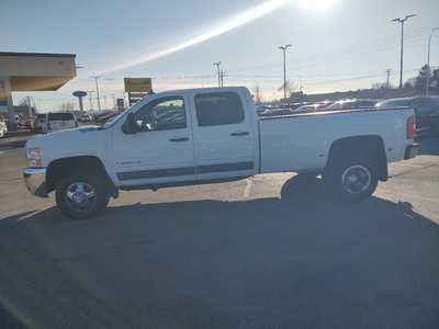 2009 Chevrolet 3500 Crew Cab, $28990. Photo 5