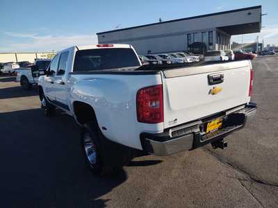 2009 Chevrolet 3500 Crew Cab, $28990. Photo 6