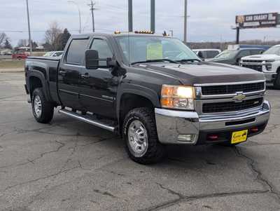 2009 Chevrolet 2500 Crew Cab, $18900. Photo 2