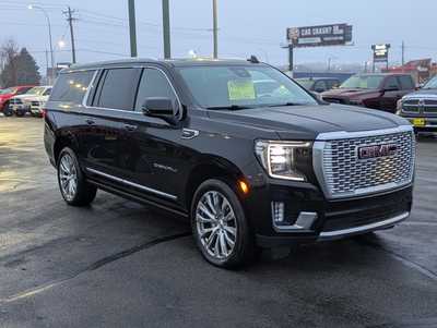 2023 GMC Yukon XL, $71900. Photo 2