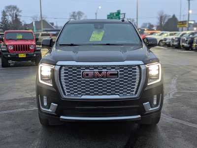 2023 GMC Yukon XL, $71900. Photo 3