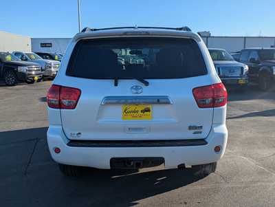 2015 Toyota Sequoia, $18990. Photo 7