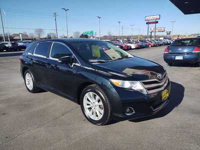2014 Toyota Venza, $13900. Photo 2