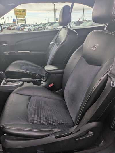 2013 Chrysler 200, $7995. Photo 11